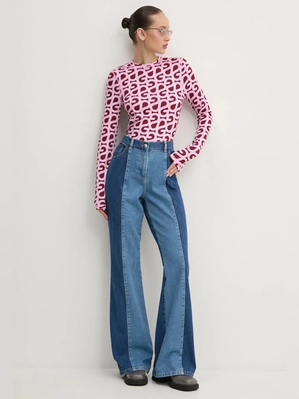 Stine Goya Women’s High Rise Two Tone Flared Split Wash Jeans Size 28 NWT